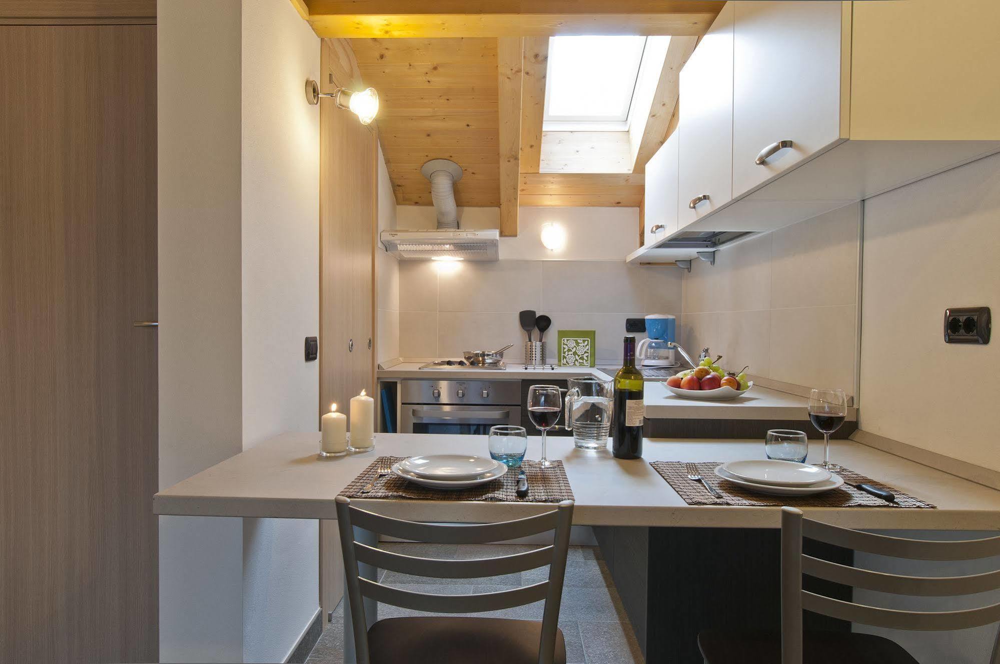 Helianthus Residence Cannero Riviera Ngoại thất bức ảnh